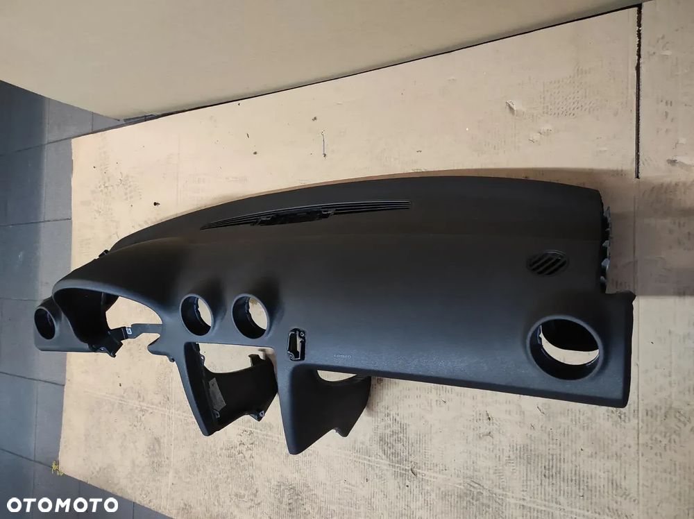 DESKA ROZDZIELCZA KOKPIT KONSOLA AUDI A3 8P 3 ORAZ 5 DRZWI 03-12R POD TELEFON AIRBAG ZESTAW WYSYŁKA !!!! - 2