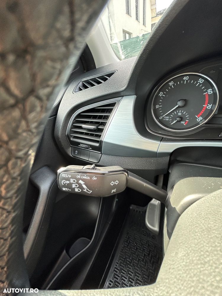 Skoda Fabia 1.0 TSI Ambition - 12