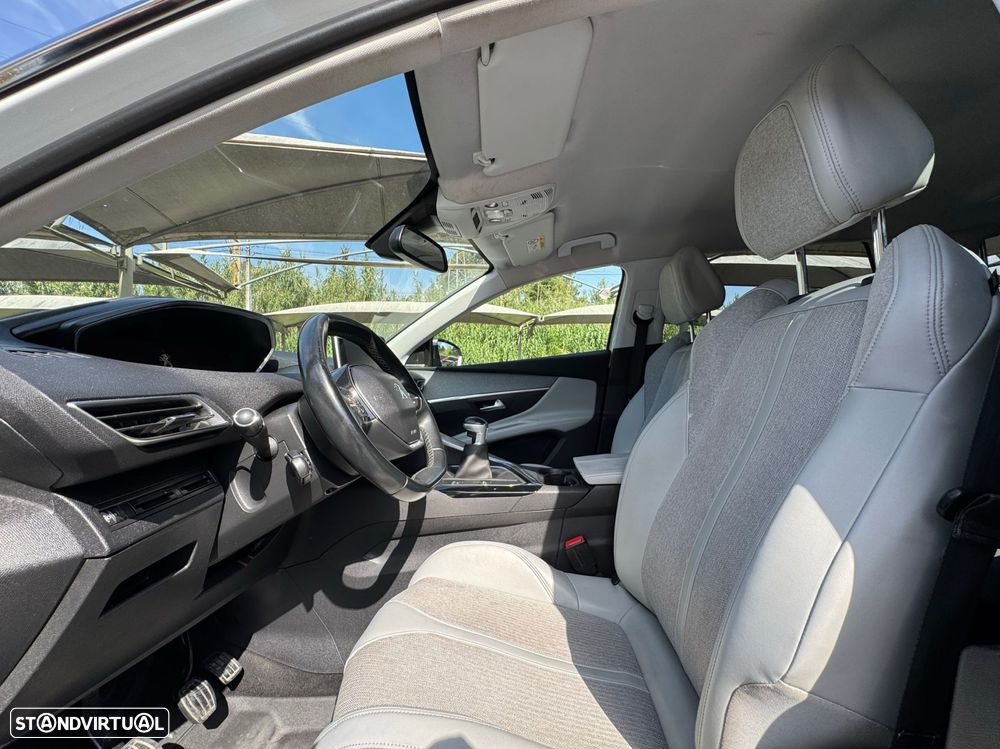 Peugeot 5008 - 9