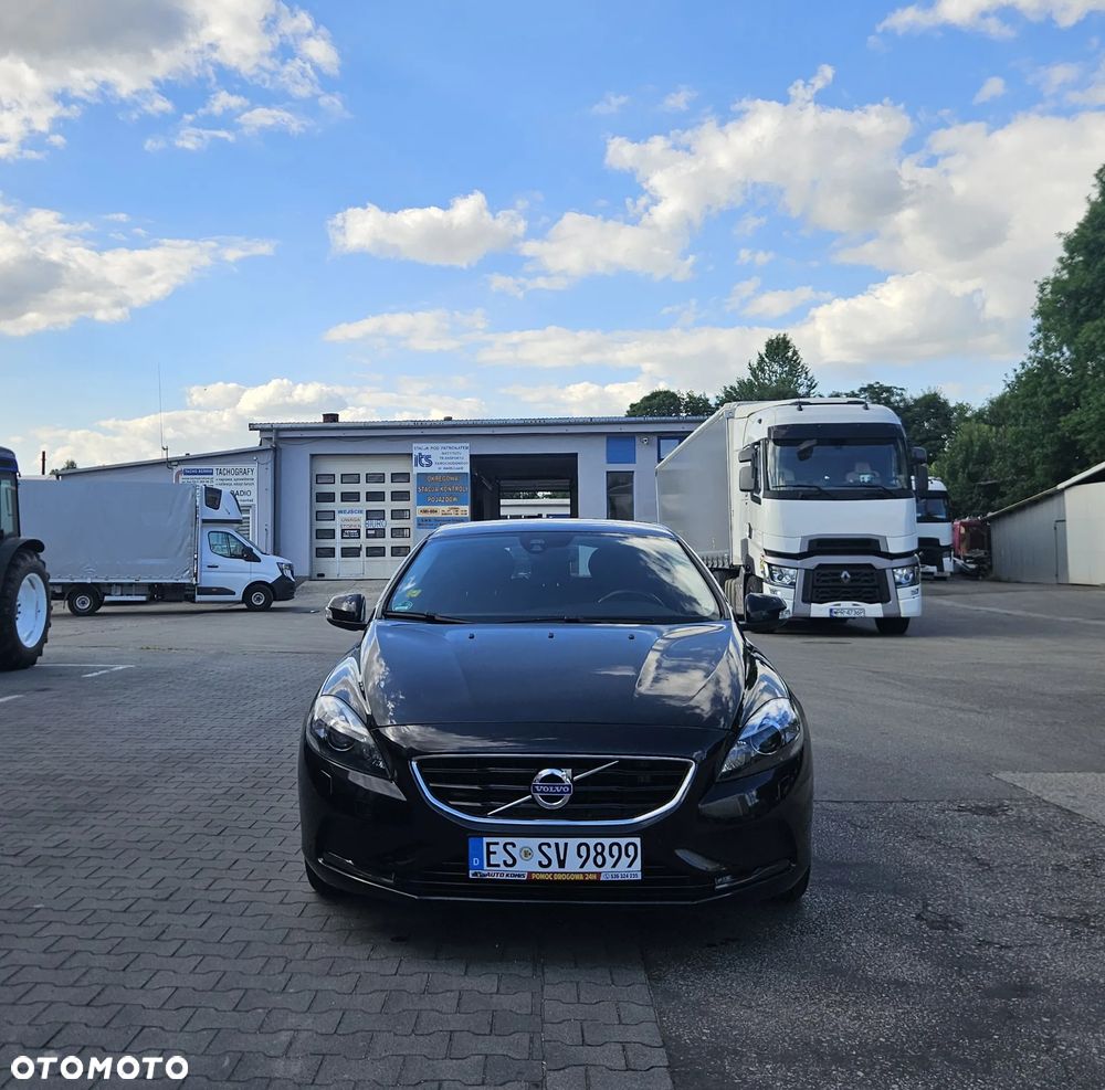 Volvo V40 T2 - 9