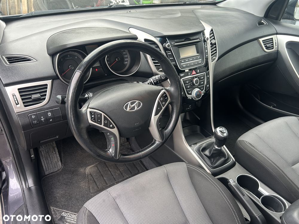 Hyundai i30 1.6 CRDI Style - 21
