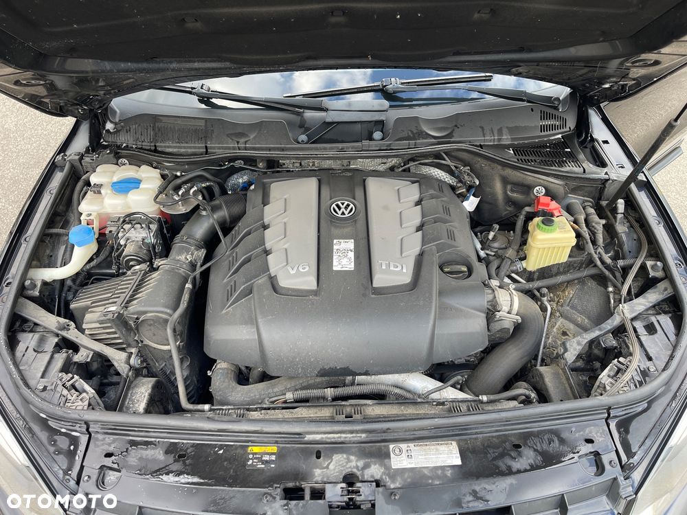 Volkswagen Touareg 3.0 V6 TDI BMT Perfectline R-Style - 11