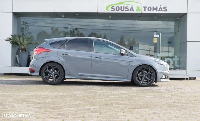 Ford Focus 2.0 TDCi ST-2 - 5