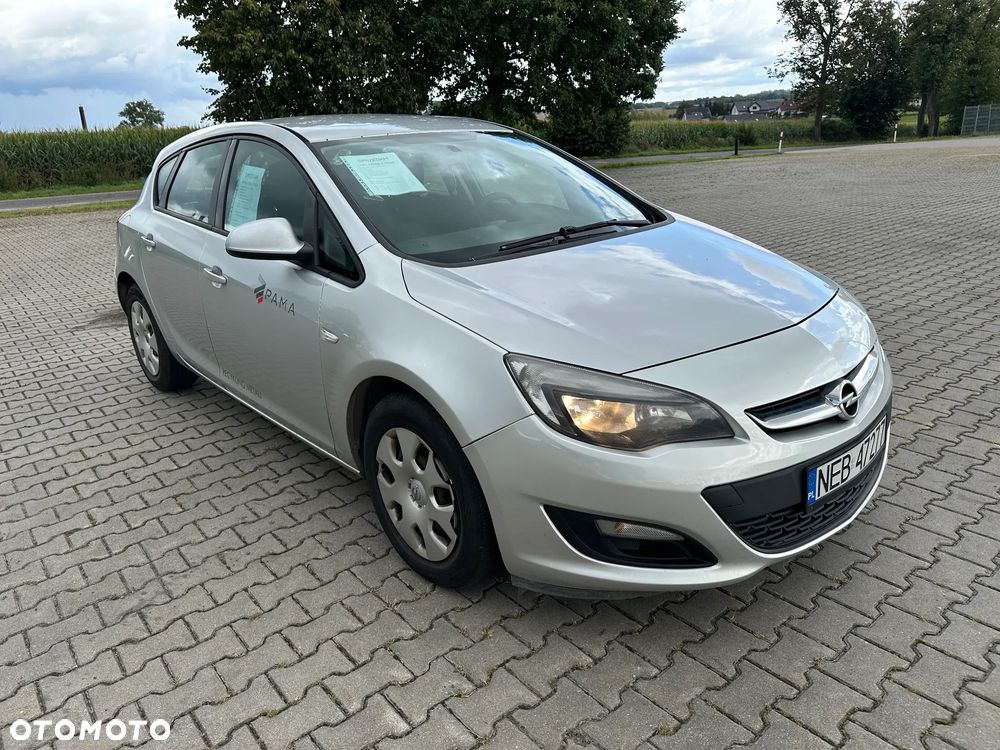 Opel Astra 2014 photo 3
