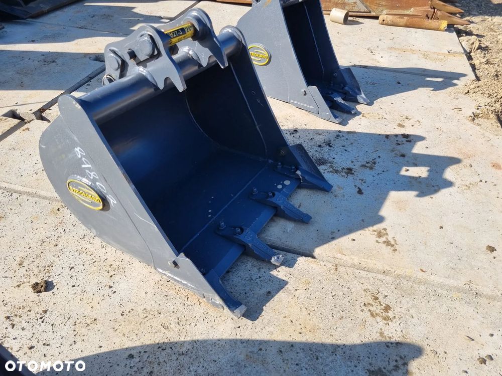 Nowa łyżka Strickland 60cm Kubota U27 sworzeń 35mm  łyżki do koparki kopania kopiąca Kx 027 - 1