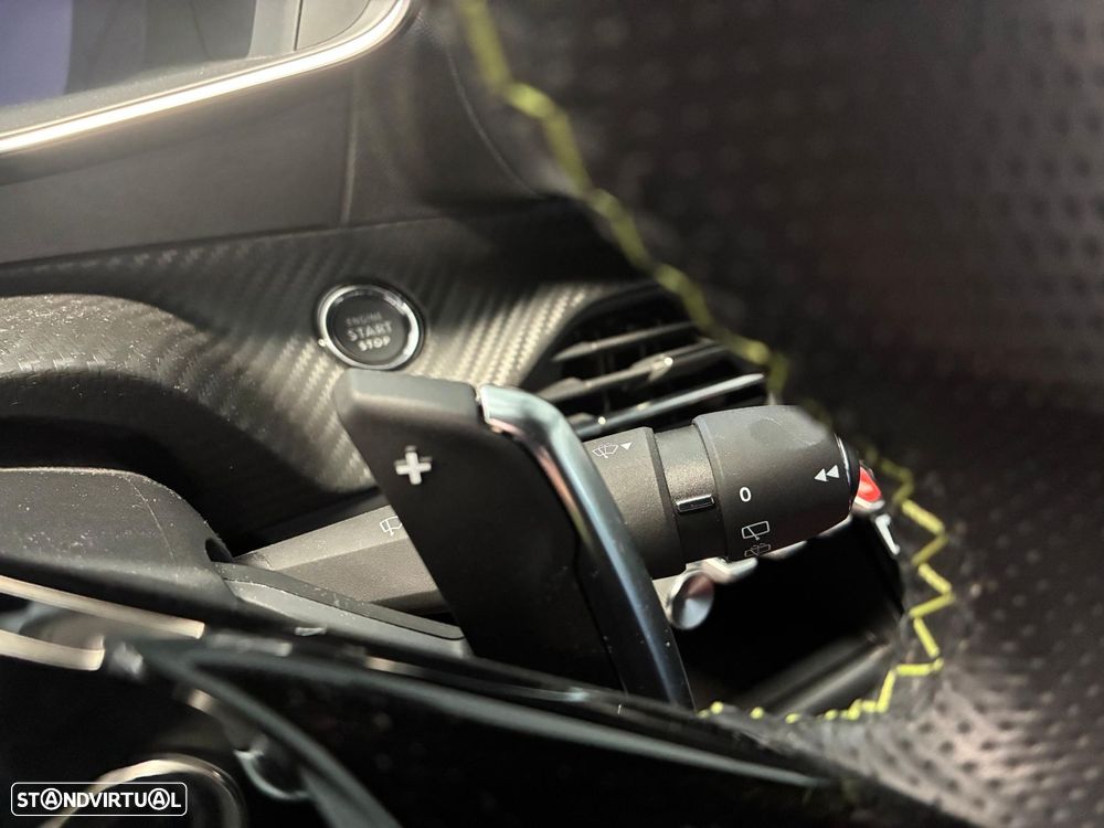Peugeot 2008 1.2 PureTech GT EAT8 - 25