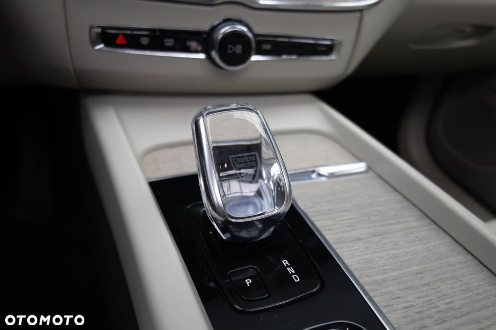 Volvo XC 60 B4 D AWD Geartronic Inscription - 19