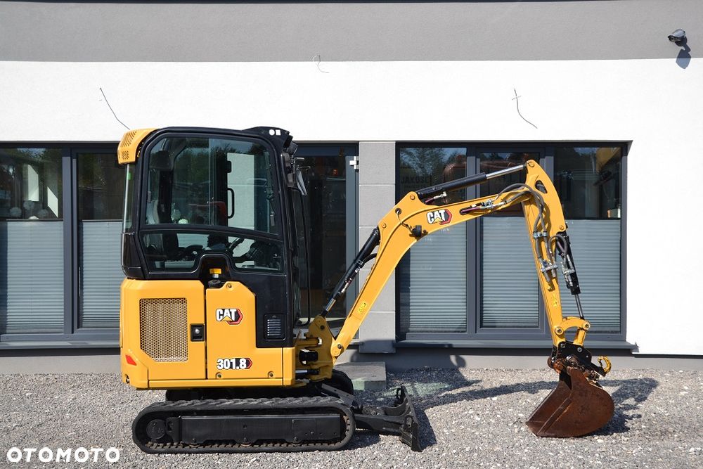 Caterpillar 301.8 - 12