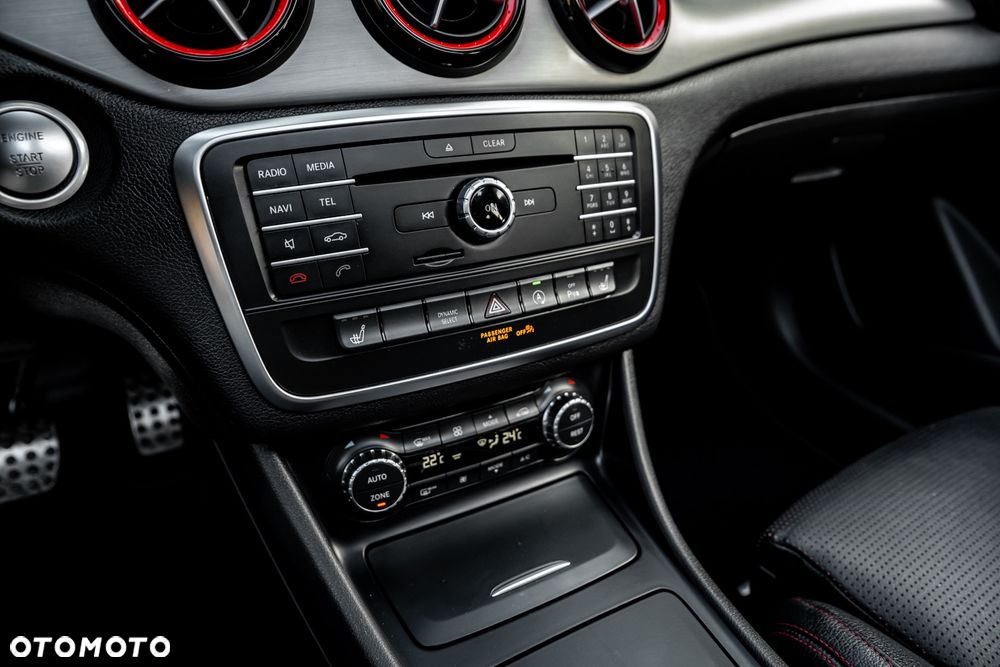 Mercedes-Benz CLA 250 4Matic 7G-DCT Sport - 33