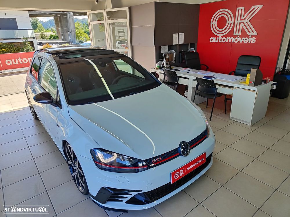 VW Golf GTI Clubsport DSG - 2