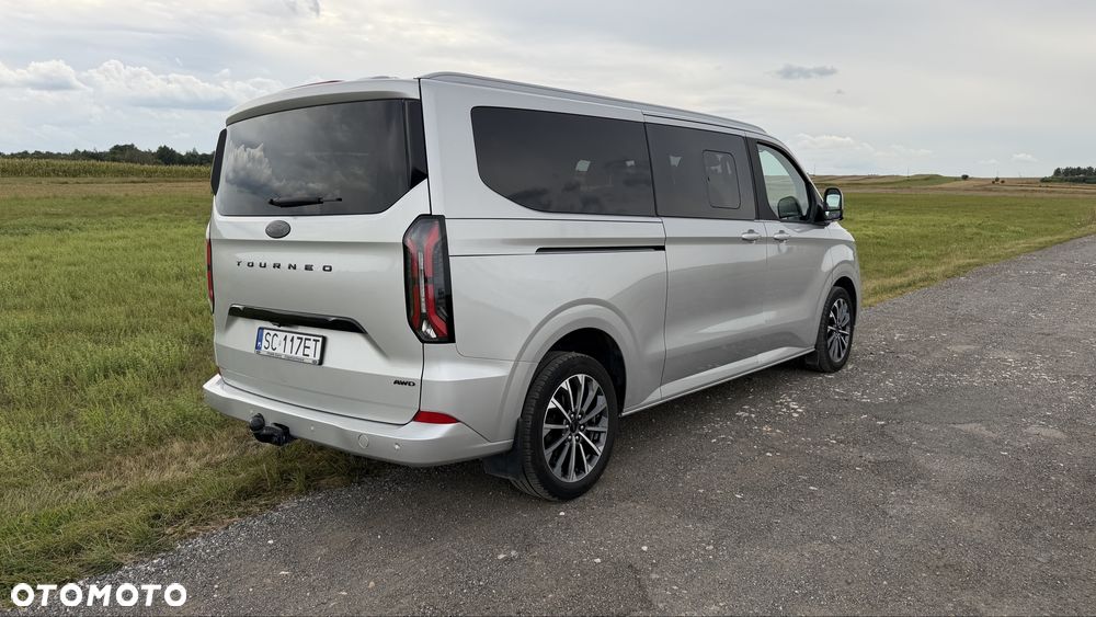 Ford Tourneo Custom - 4