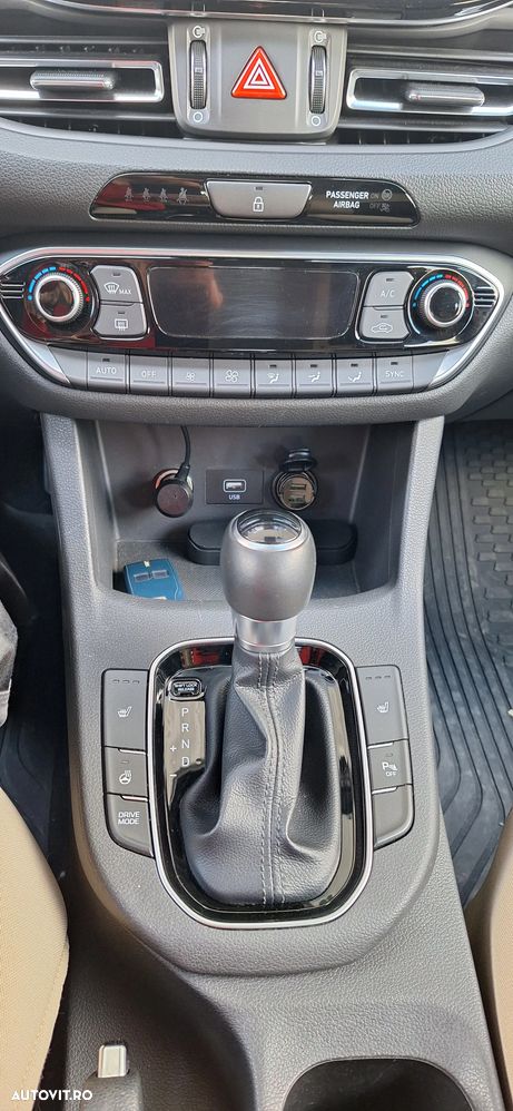 Hyundai i30 - 11