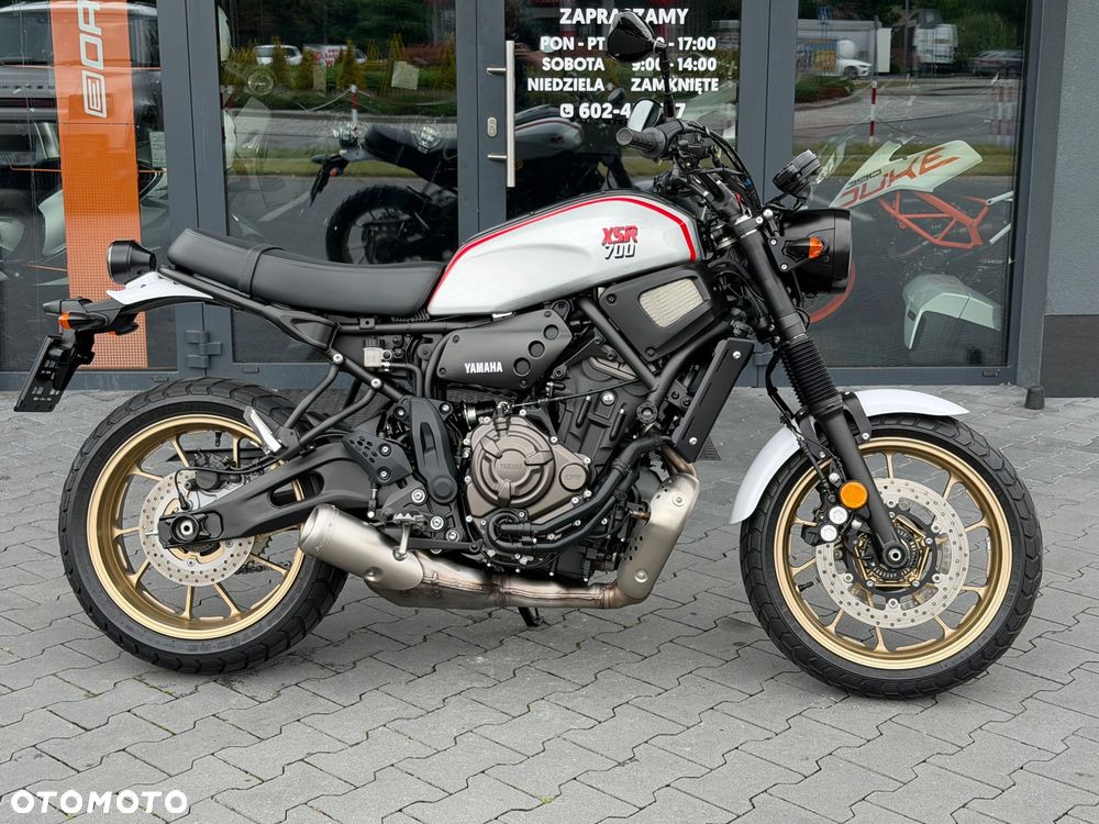Yamaha XSR - 3