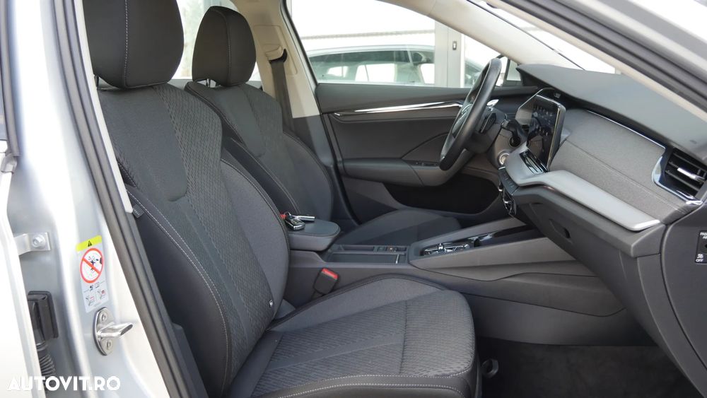 Skoda Octavia 2.0 TDI STYLE DSG - 16