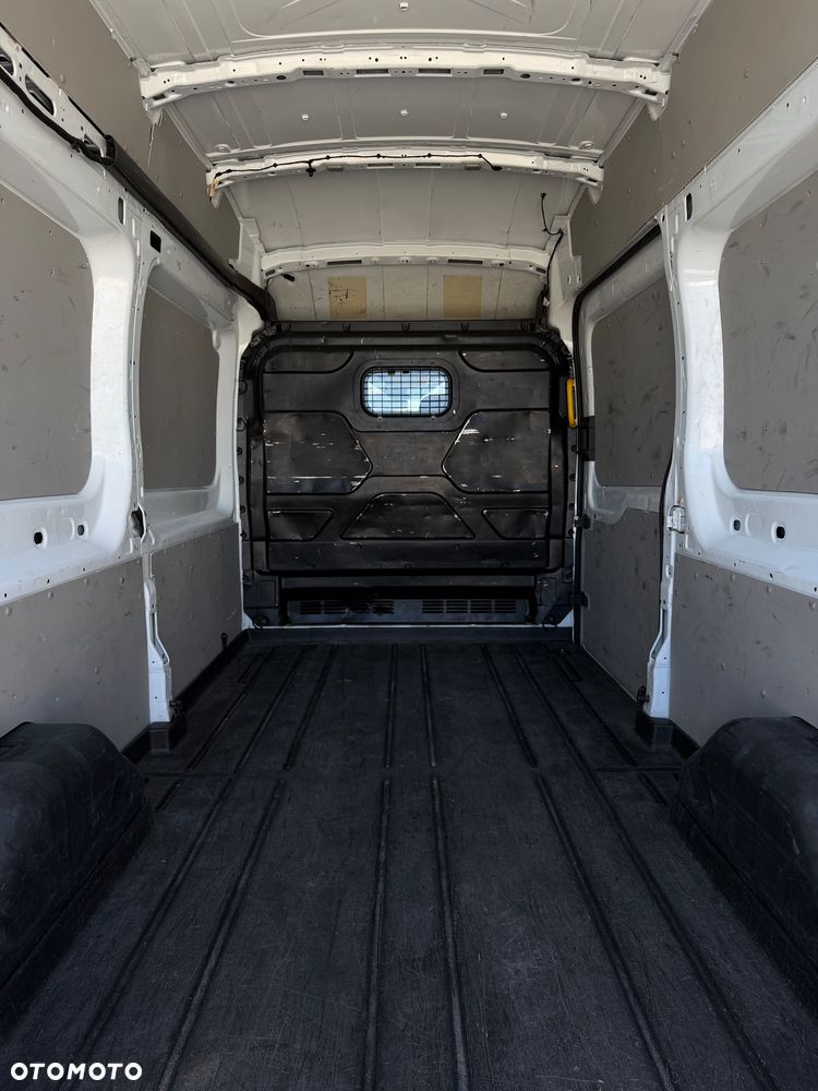 Ford Transit - 16