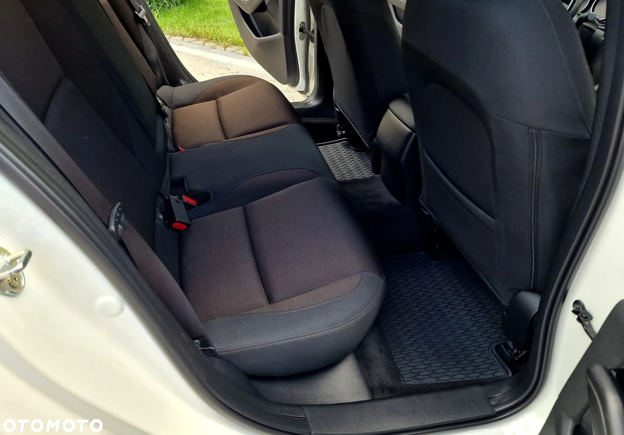 Mazda 3 - 25