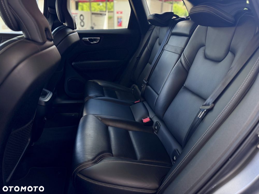 Volvo XC 60 T4 Inscription - 32