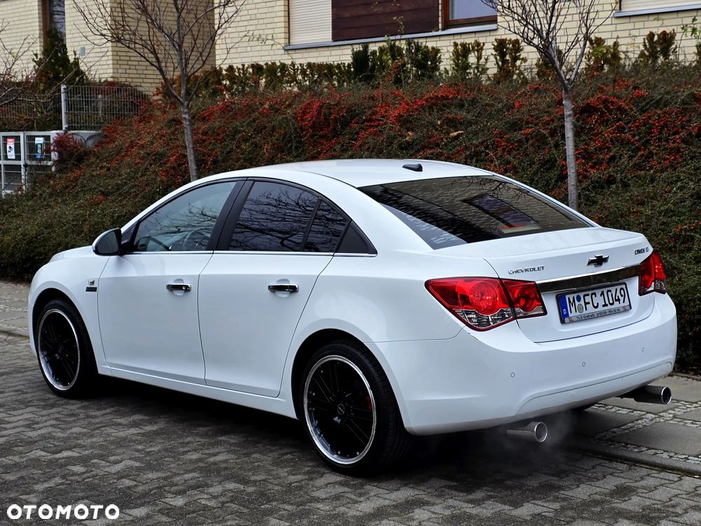 Chevrolet Cruze 1.8 LTZ+ - 6