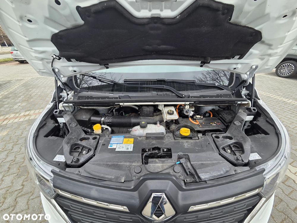 Renault Trafic - 11