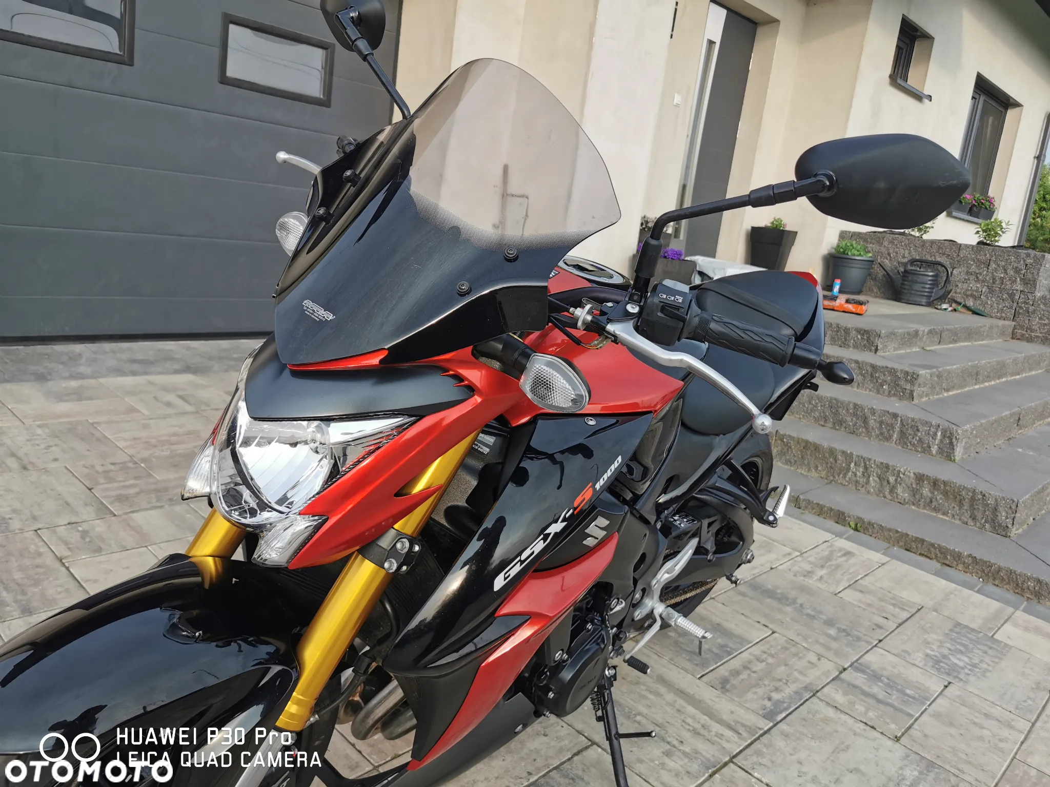 Suzuki GSX - 25