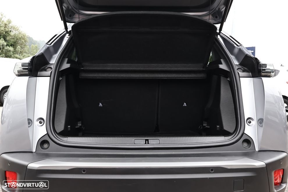 Peugeot 2008 1.2 Hybrid Allure e-DCS6 - 18