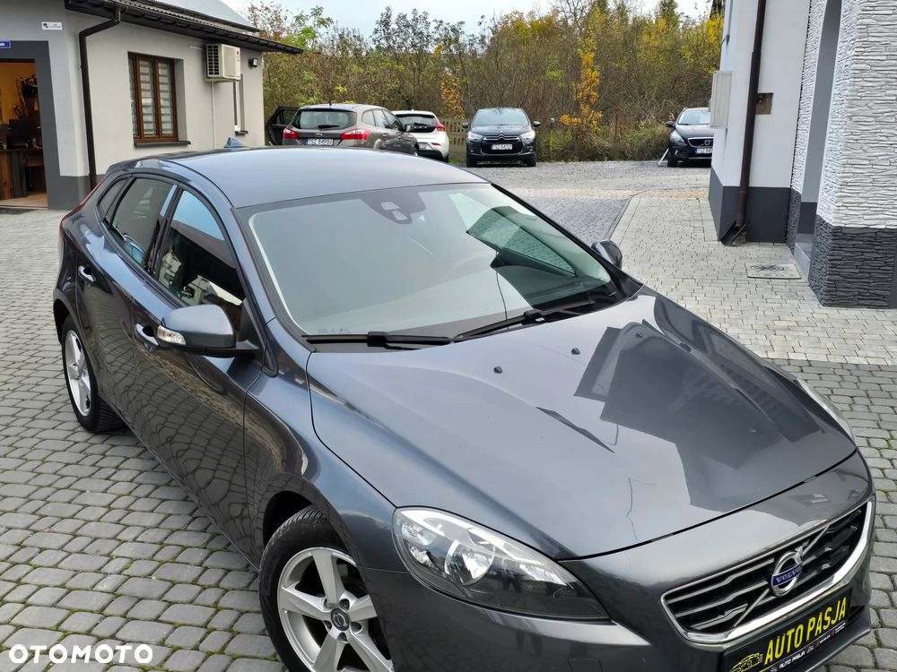 Volvo V40 D2 - 9
