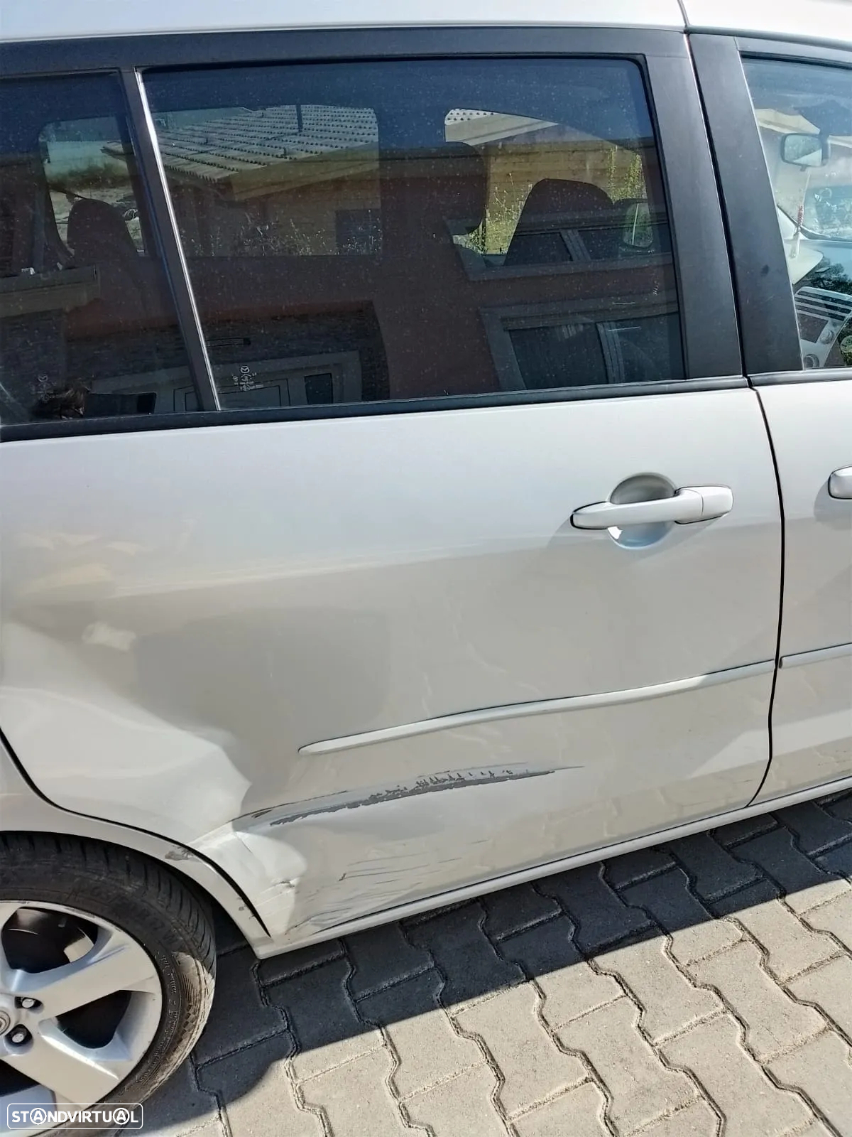 Mazda 5 - 11