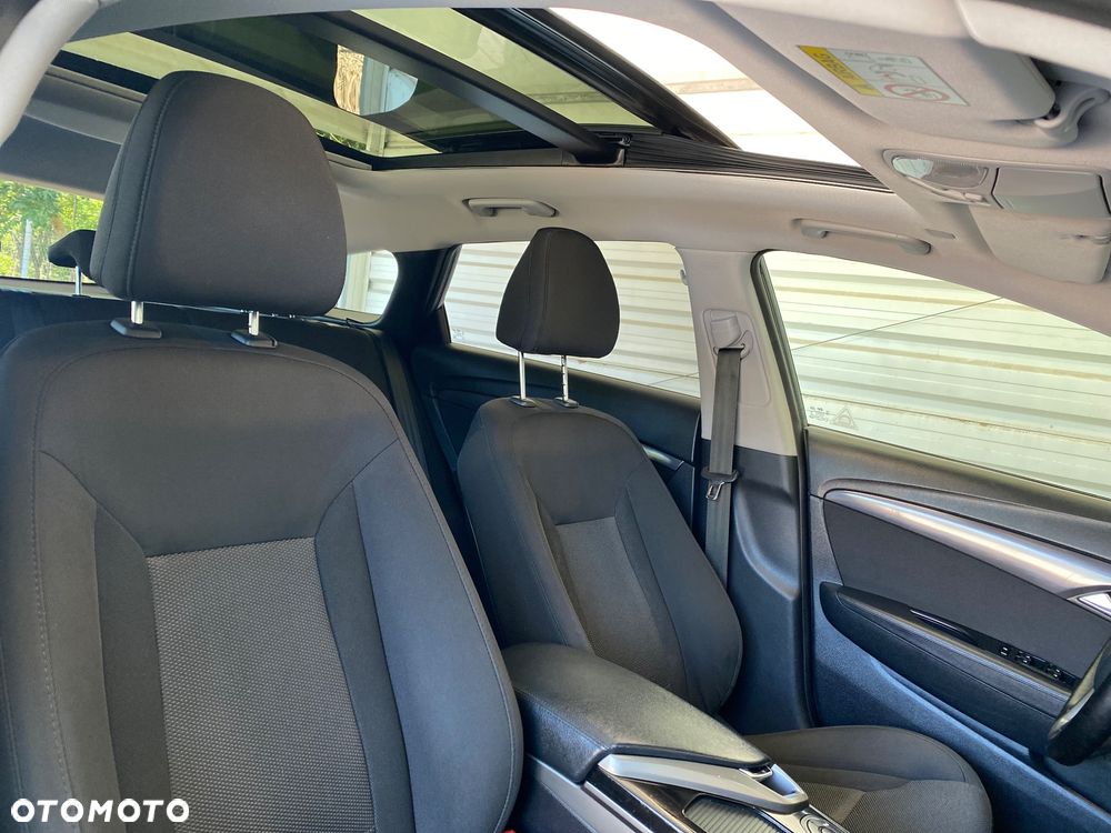 Hyundai i40 1.7 CRDi Premium DCT - 13