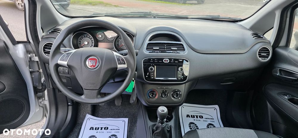 Fiat Punto 1.2 Young - 22