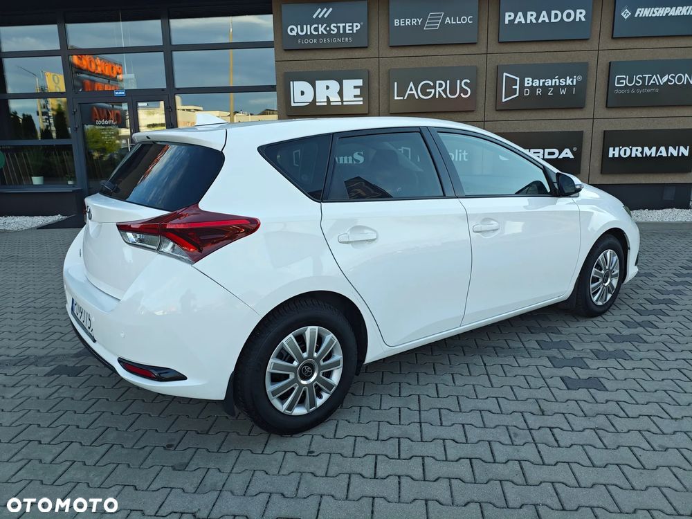 Toyota Auris 1.33 VVT-i Life - 4