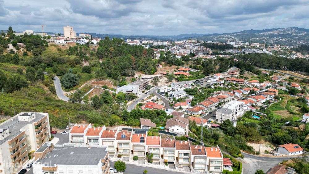 Moradia T3 geminada à venda - Grande imagem: 3/21