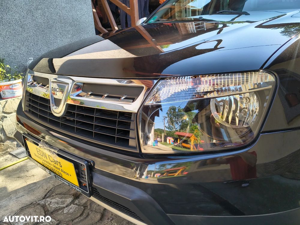 Dacia Duster 1.6 16V 4x4 Prestige - 13