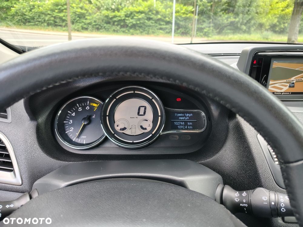 Renault Megane - 5