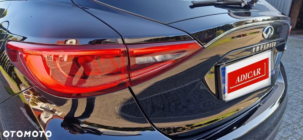 Infiniti Q30 - 22