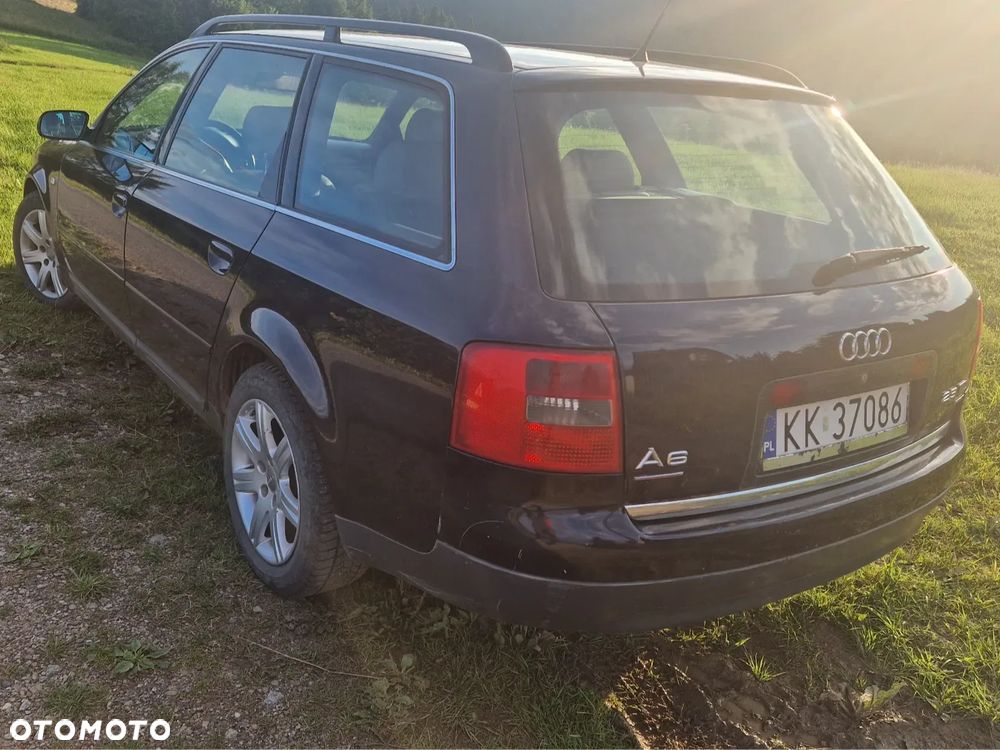 Audi A6 Avant - 11
