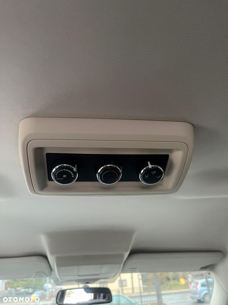 Dodge Journey 2.0 CRD DSG SXT - 12