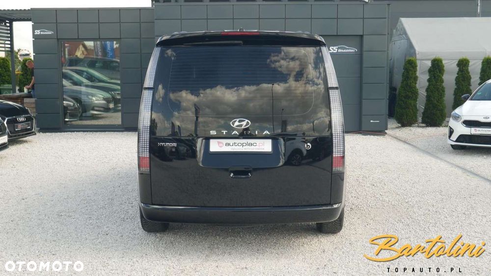 Hyundai Staria - 7