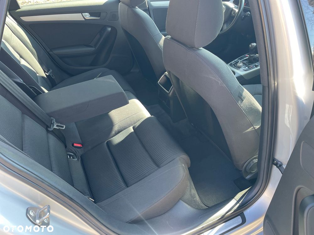 Audi A4 Avant 2.0 TDI DPF Ambition - 14