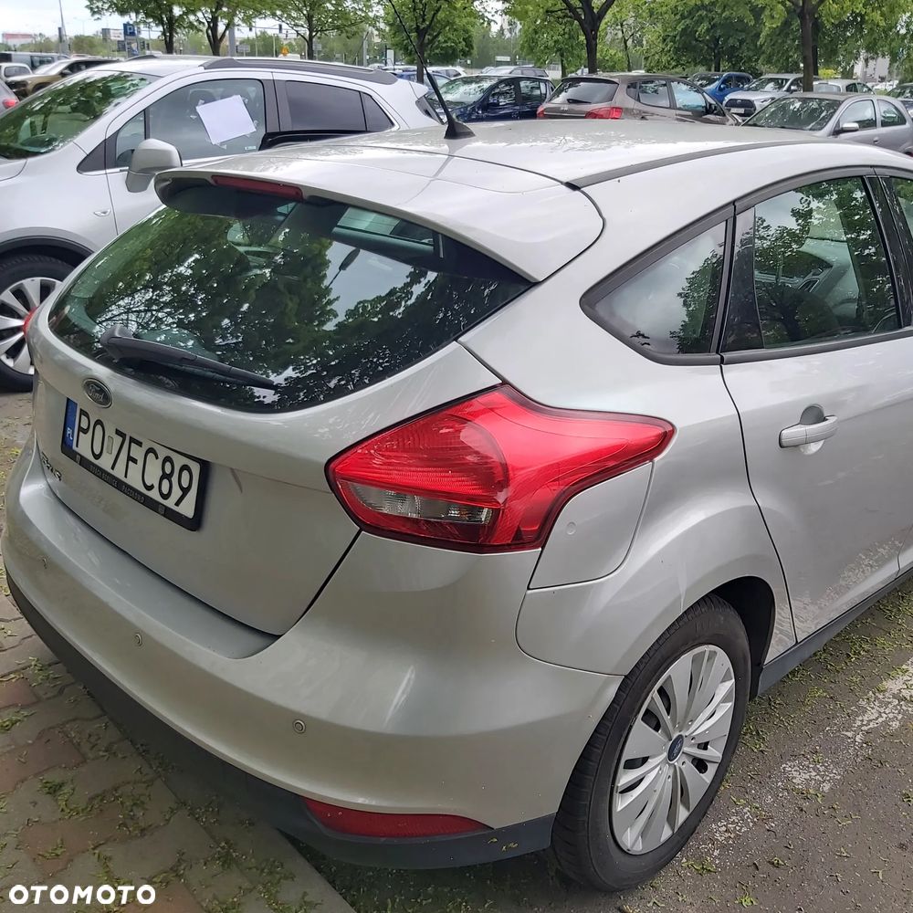 Ford Focus 1.6 Trend - 5