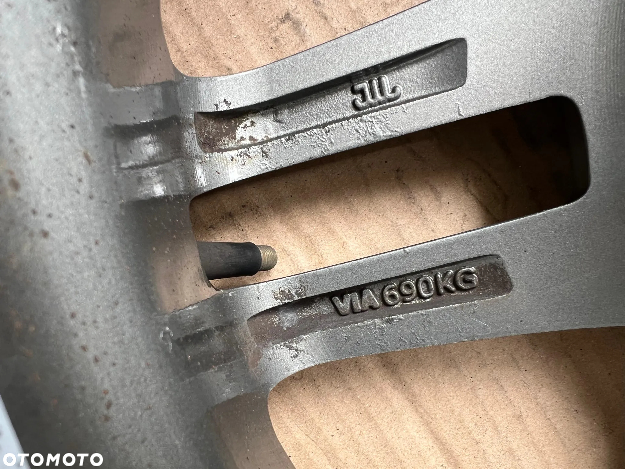 Felga aluminiowa styl MERCEDES C E CLA R17 5x112 7,5J ET45 - 5