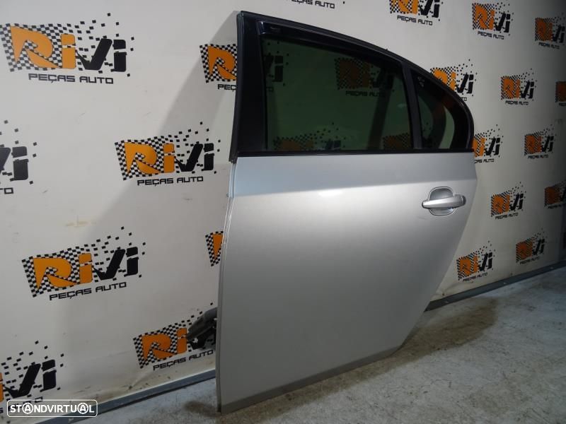 Porta Trás Esquerda Bmw 5 (E60)  Porta Traseira Esquerda Bmw Serie 5 E - 2