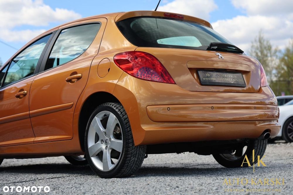 Peugeot 207 - 16