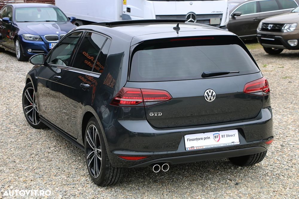 Volkswagen Golf 2.0 TDI DSG GTD - 12