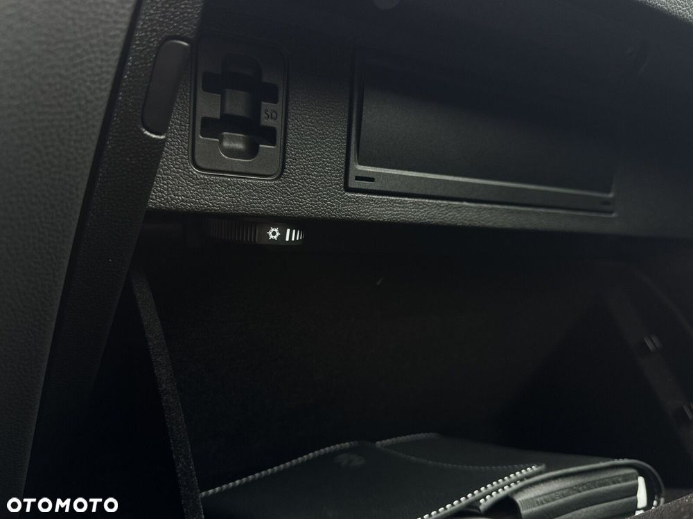 Volkswagen Arteon 2.0 TSI Elegance DSG - 34