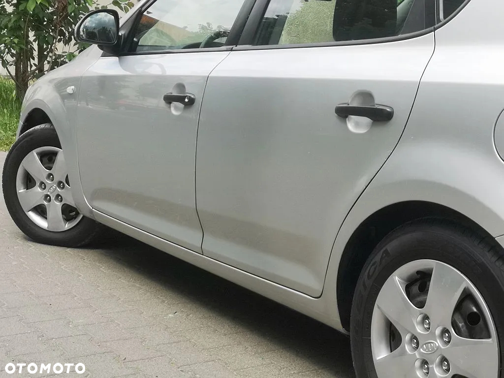 Kia Ceed - 14