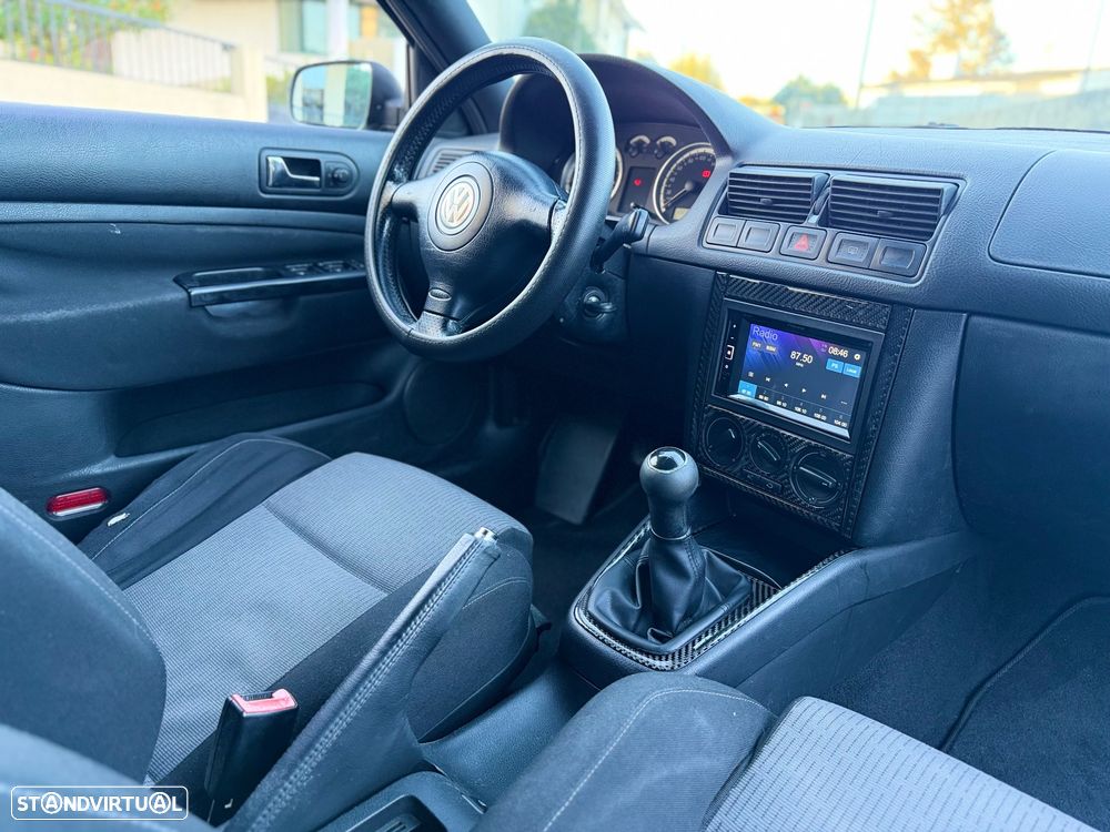 VW Golf 1.4i 25 Anos - 15