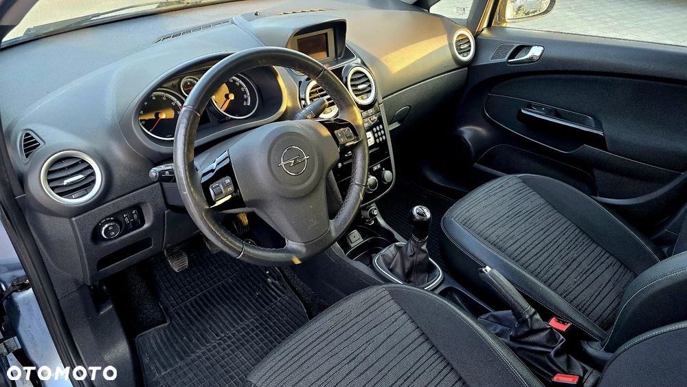 Opel Corsa 1.4 16V Innovation - 19