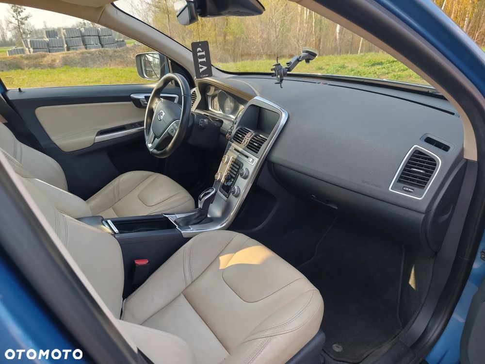 Volvo XC 60 D4 Drive-E Summum - 5