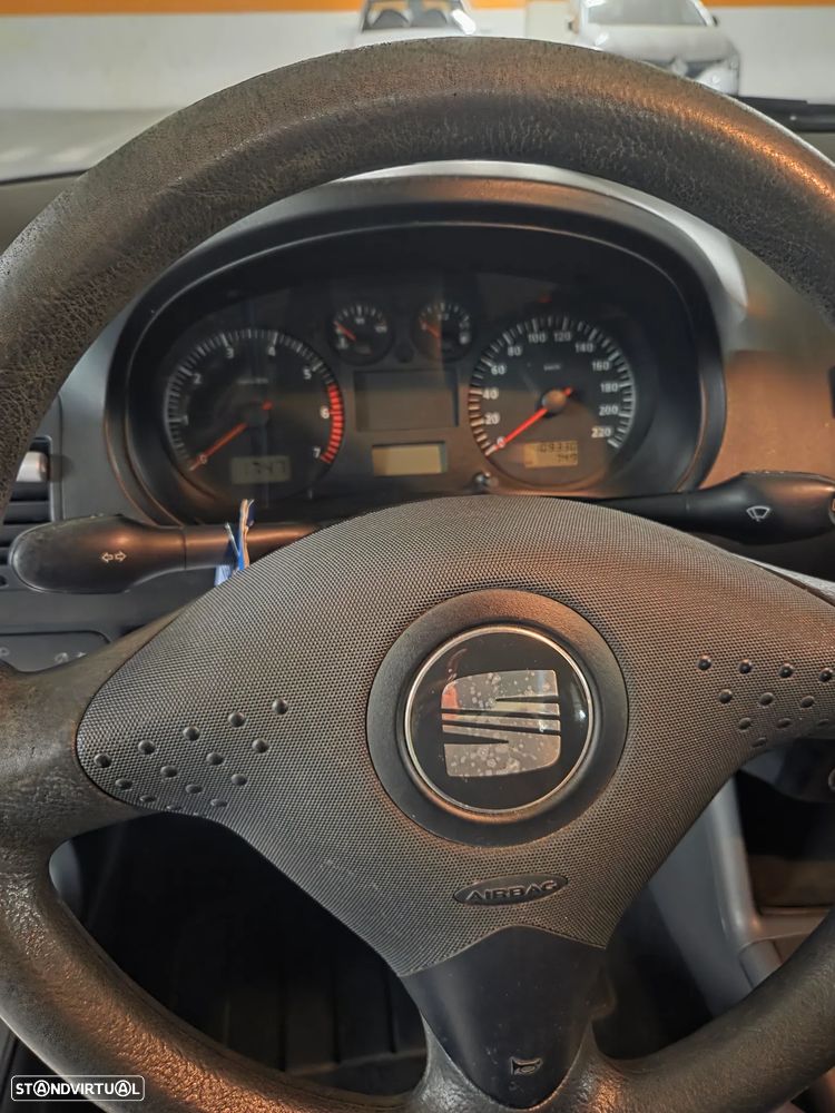 SEAT Ibiza 1.4 Passion - 8