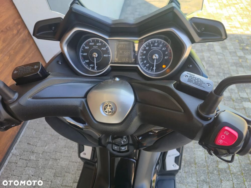 Yamaha X-max - 10